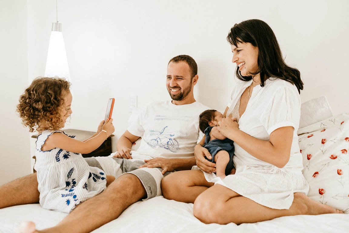Multitasking Magic: Managing Household Chores with a Baby
